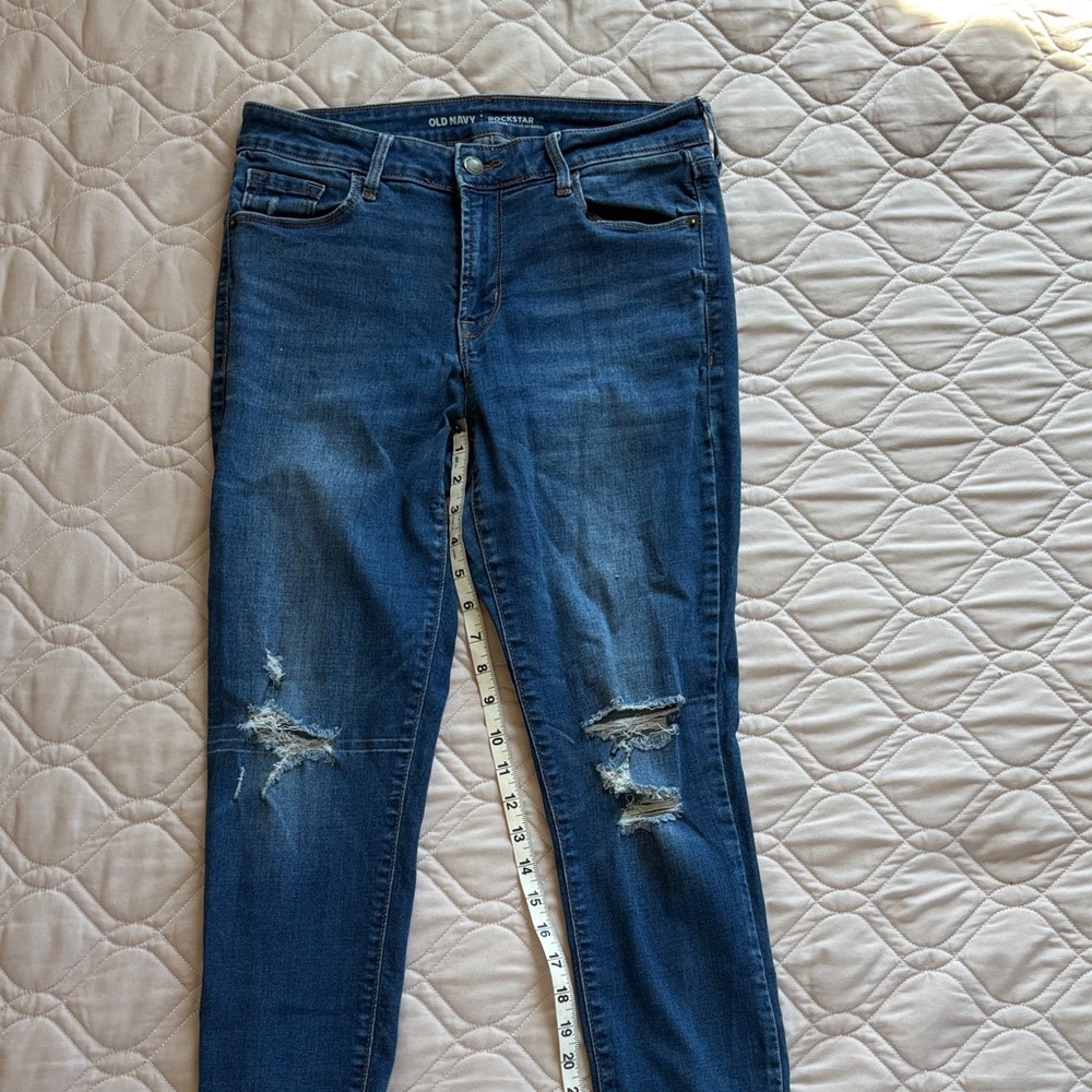 Old Navy Women's Blue Distressed Skinny Jeans